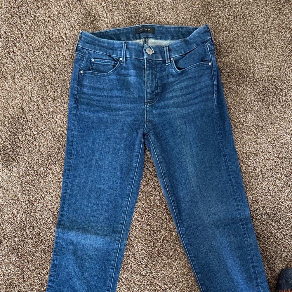 Ann Taylor Women's Straight Leg Jeans in Deep Blue 4